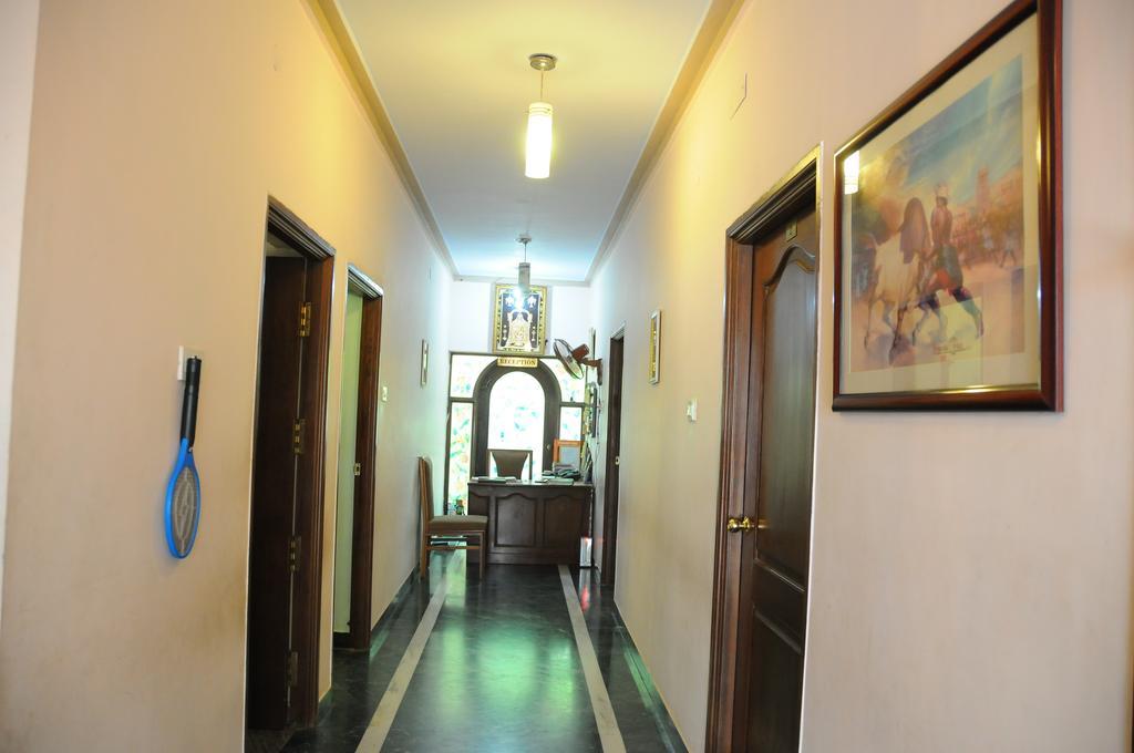 Lloyds Serviced Apartments,Krishna Street,T Nagar Ченай Стая снимка