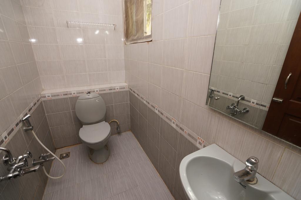 Lloyds Serviced Apartments,Krishna Street,T Nagar Ченай Екстериор снимка