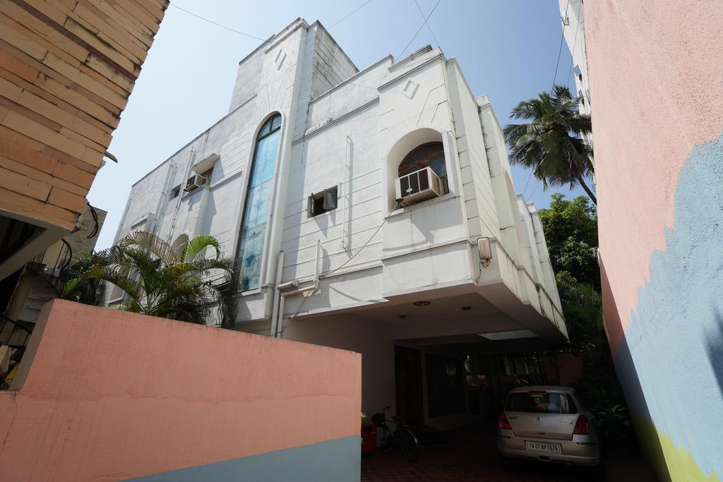 Lloyds Serviced Apartments,Krishna Street,T Nagar Ченай Екстериор снимка
